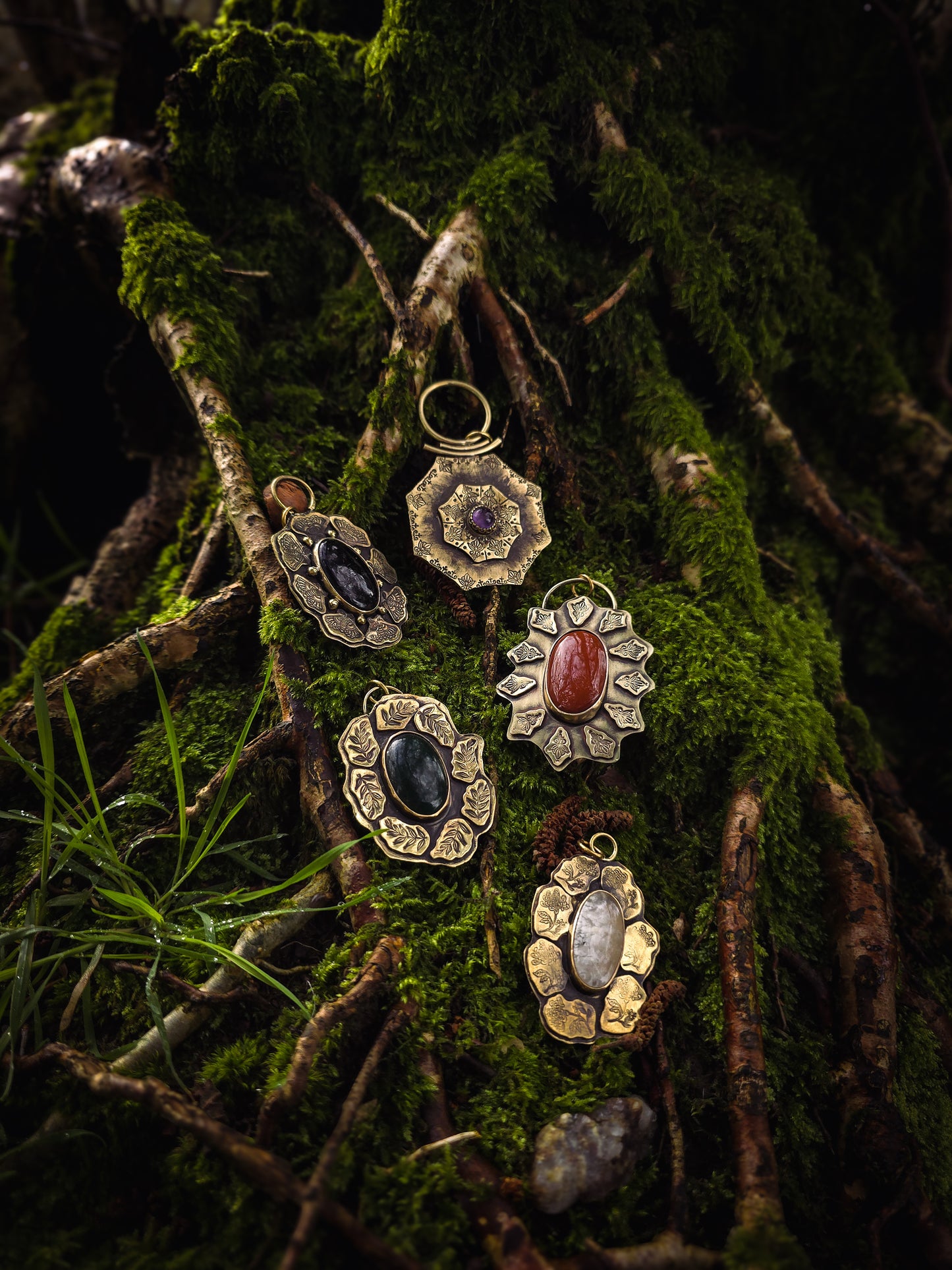 Pendentif Médaillon agate pivoine