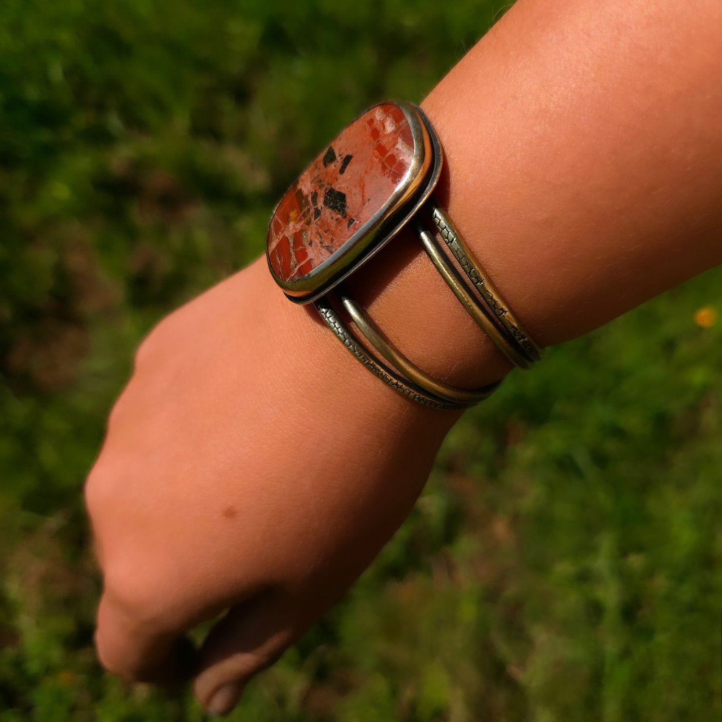 Bracelet manchette jaspe rouge