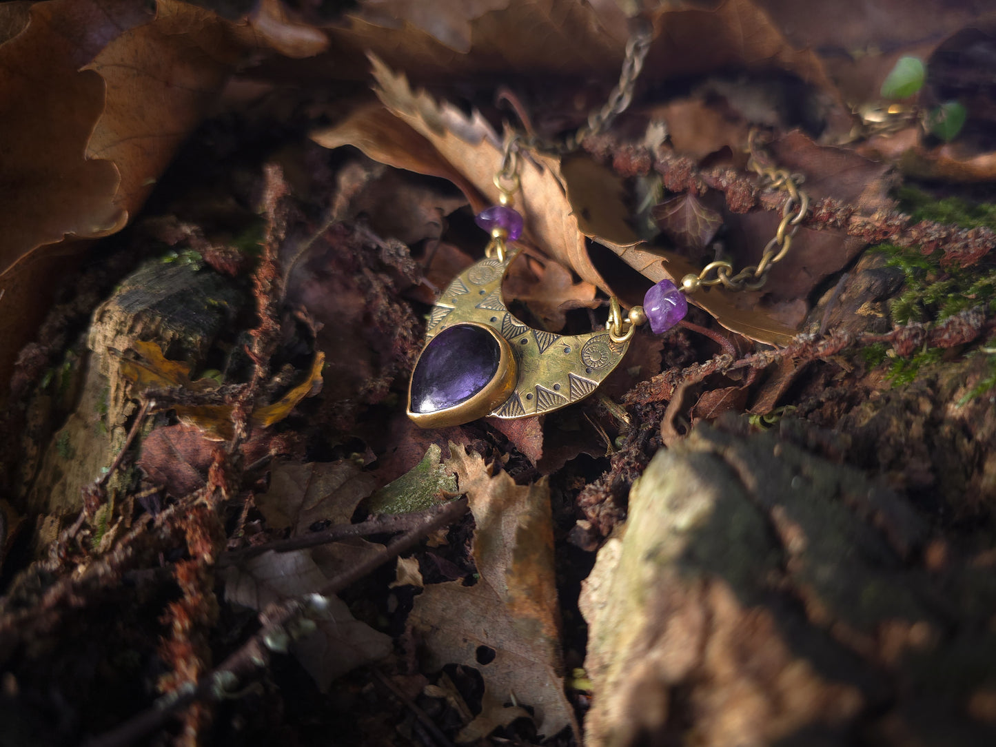 Collection  MOONCHILD purpurite