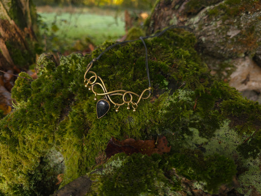 Bijou de tête - nuumite