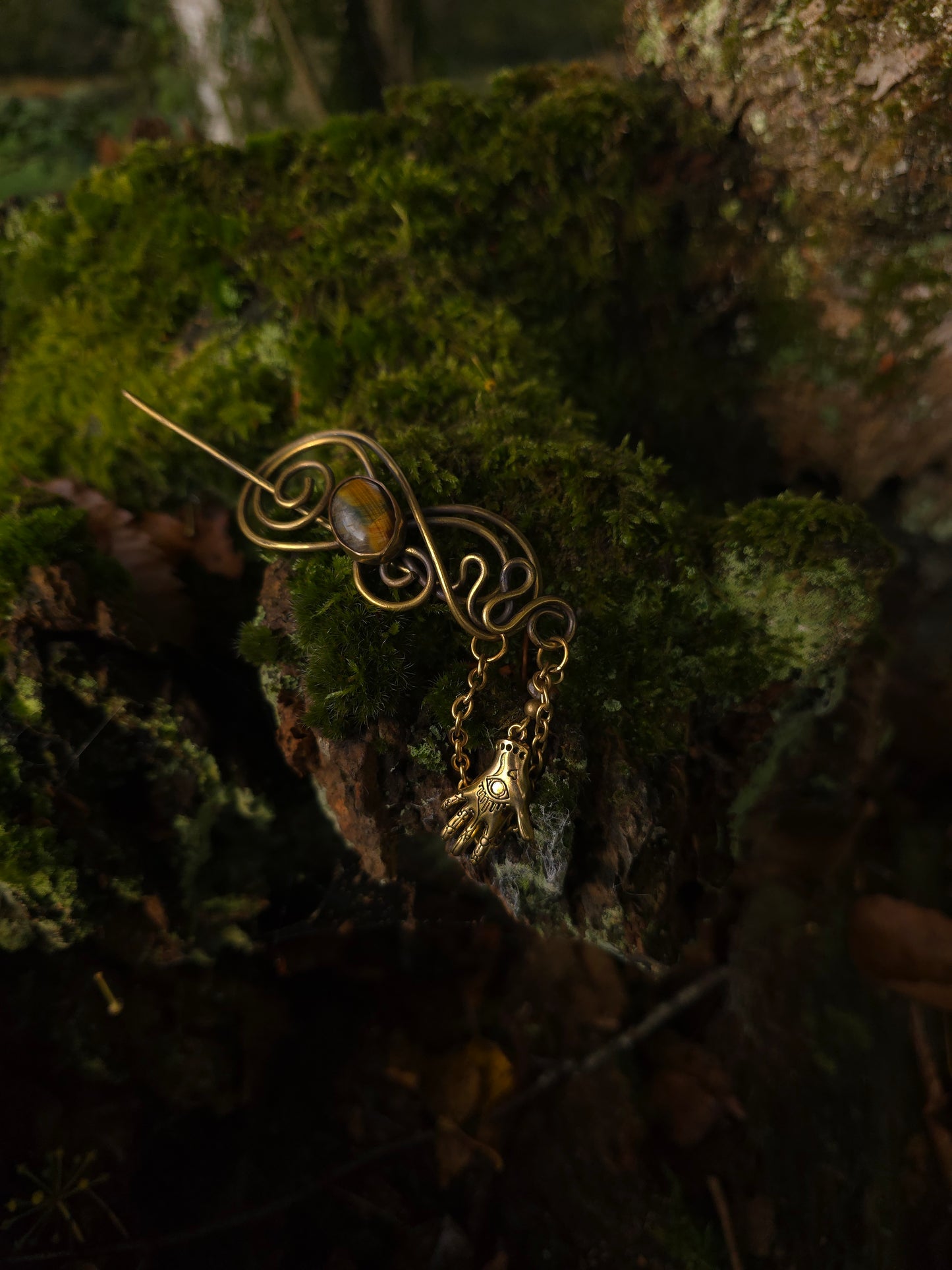 Barrette broche œil de tigre