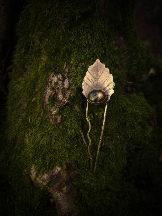 Broche cheveux feuille
