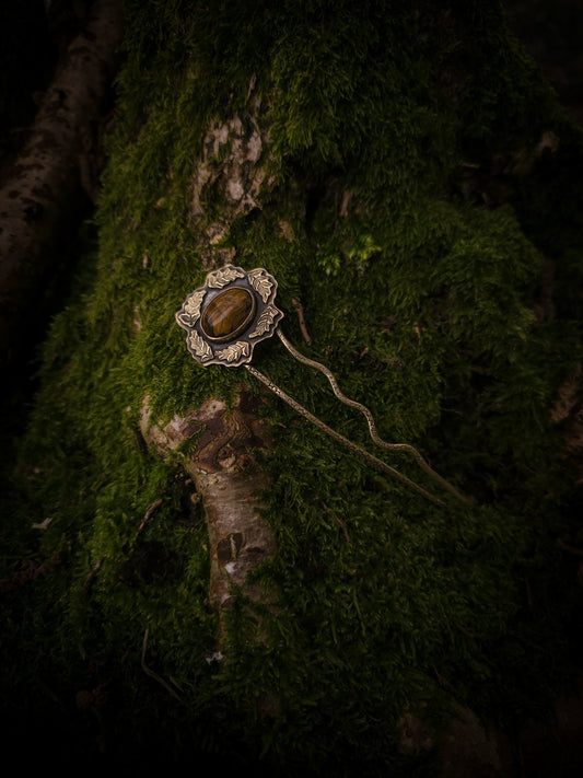 Broche cheveux feuille