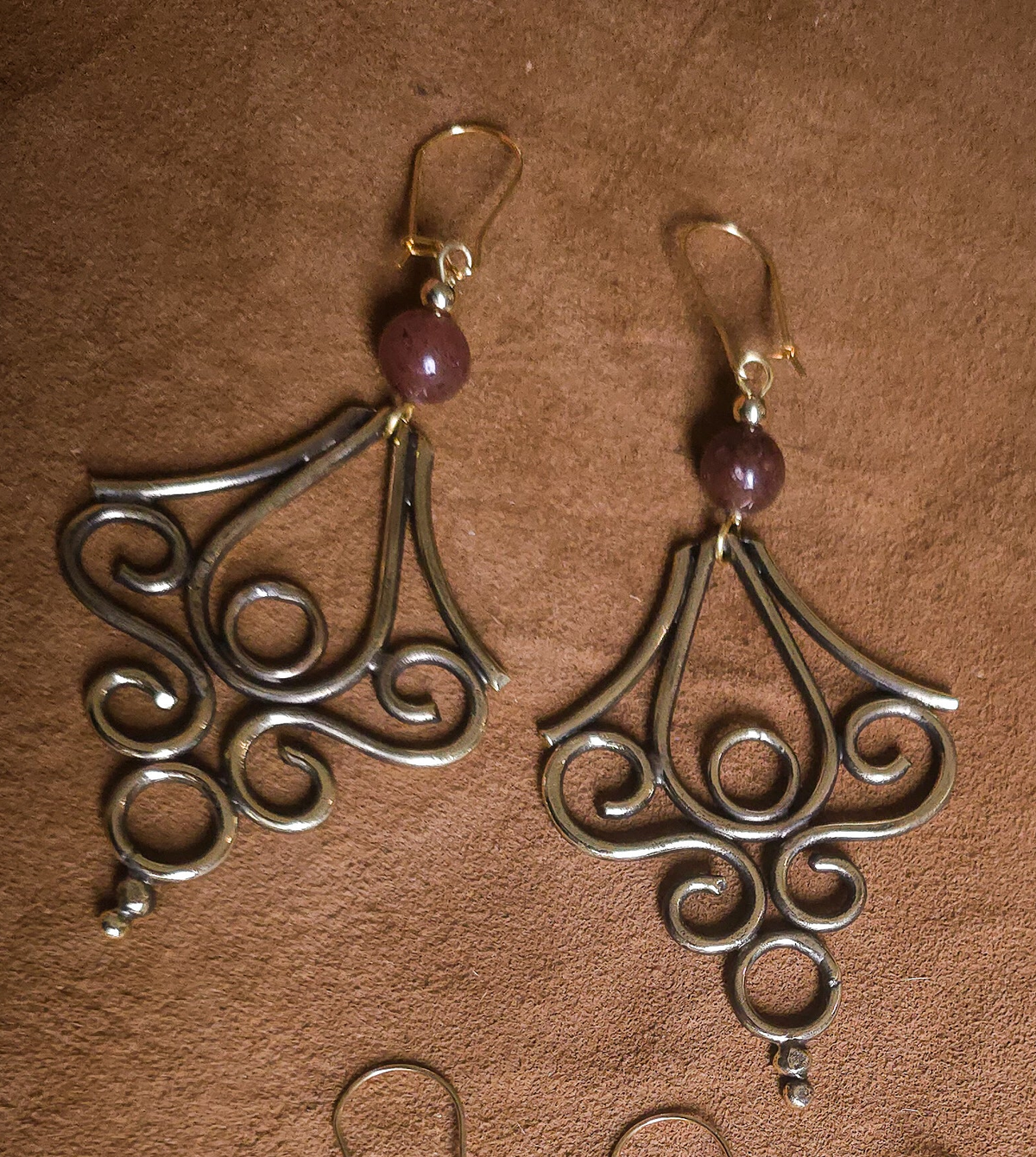 Boucles d’oreilles entrelacs quartz fraise
