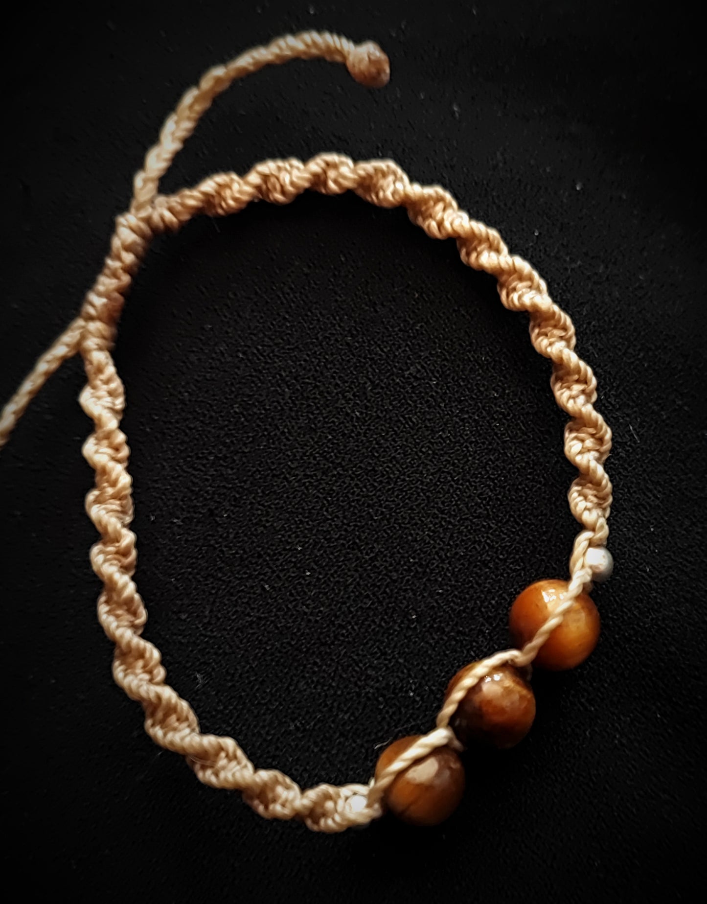 Bracelet en pierre & macramé