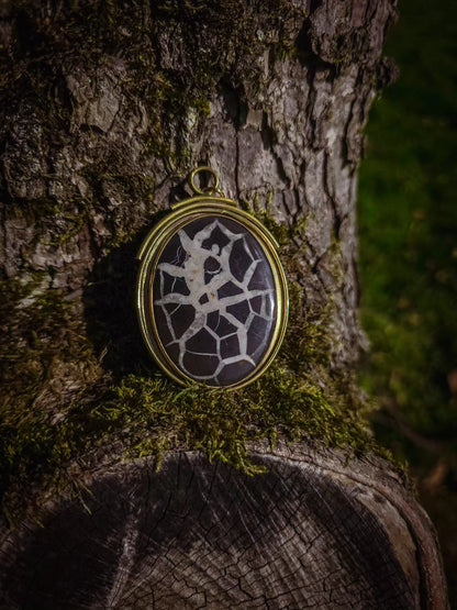 Collection SAMHAIN 🦇 Pendentif portrait fiancée de Frankenstein