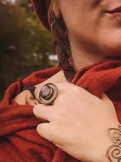 Collection SAMHAIN 🦇 Bague Chiastolite