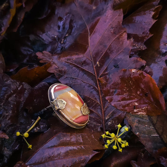 Bague en jaspe- chrysanthème